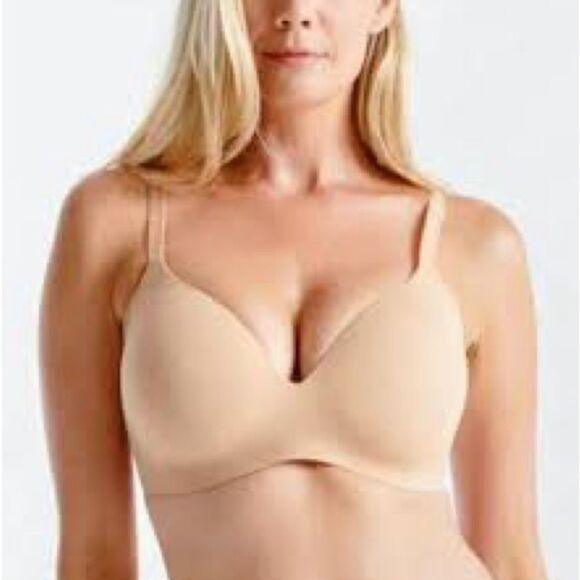Knix Wing Womans Contour Bra Size 7++ Beige Wireless Molded Foam Cups NWOT - Picture 1 of 16